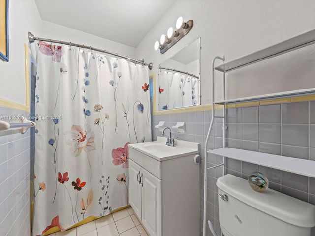 1866 NW 8th Ter, Homestead, FL 33030