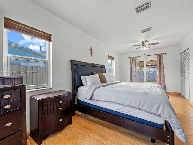 1866 NW 8th Ter, Homestead, FL 33030