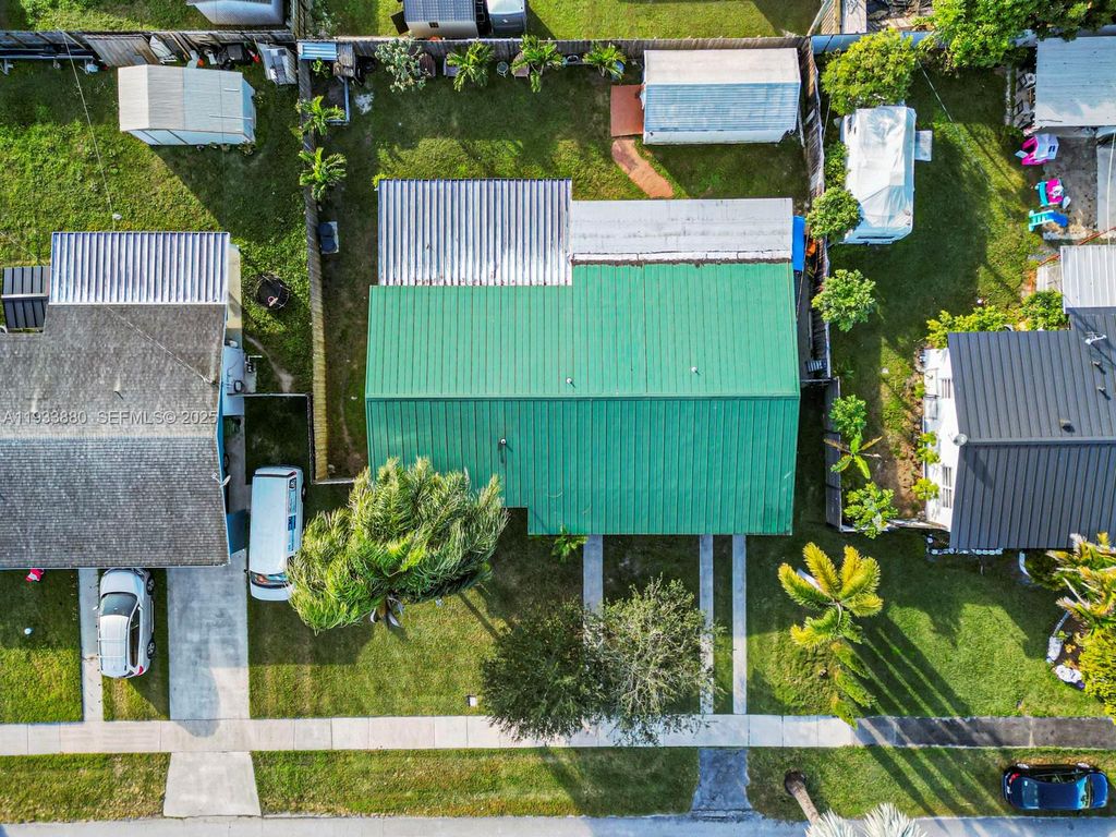 1866 NW 8th Ter, Homestead, FL 33030