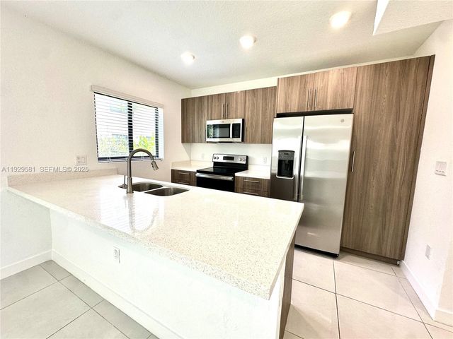 1163 NW 2nd St ., Florida City, FL 33034