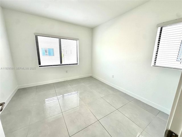 1163 NW 2nd St ., Florida City, FL 33034