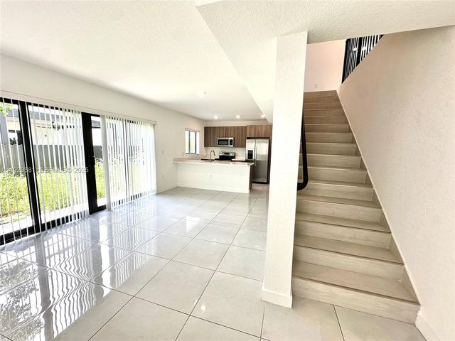 1163 NW 2nd St ., Florida City, FL 33034