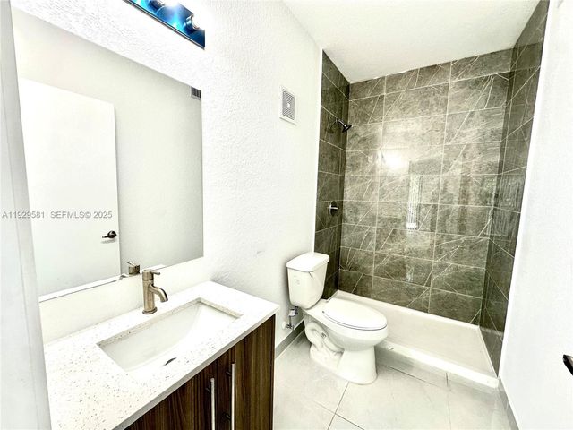 1163 NW 2nd St ., Florida City, FL 33034