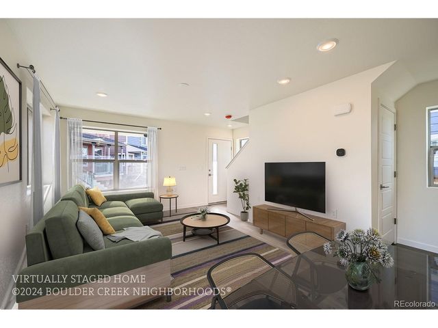 10291 E 62nd Pl, Denver, CO 80238
