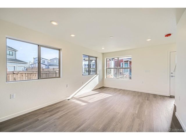 10291 E 62nd Pl, Denver, CO 80238