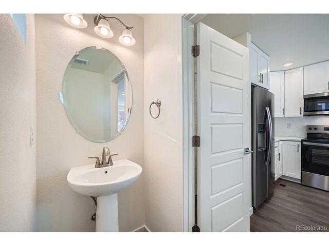 10291 E 62nd Pl, Denver, CO 80238