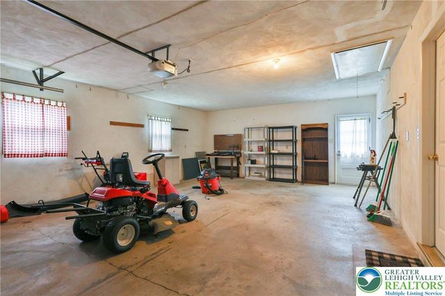 4486 Darby Street, Upper Saucon Twp, PA 18034
