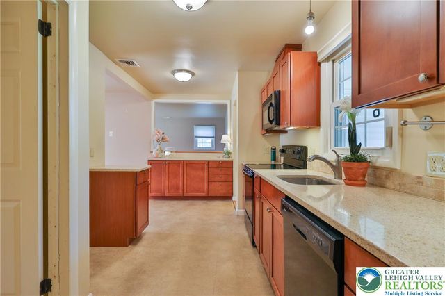 4486 Darby Street, Upper Saucon Twp, PA 18034