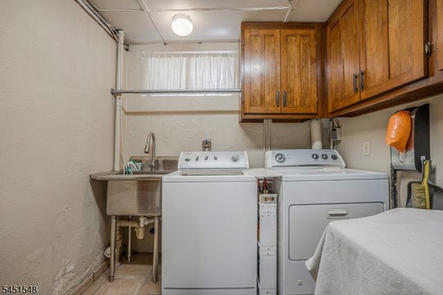 173 Hillcrest Rd, Watchung Boro, NJ 07069