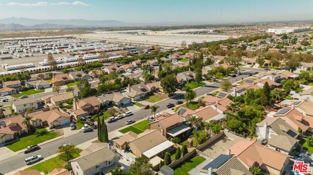2619 W Windhaven Drive, Rialto, CA 92377