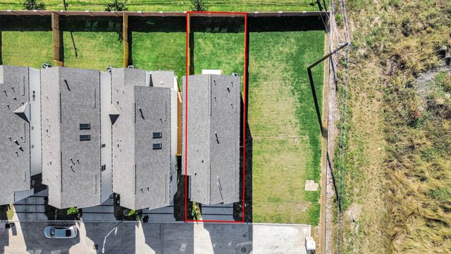 2104 Diagonal Lane, Houston, TX 77051