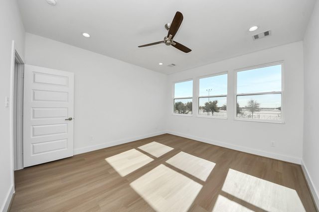 2104 Diagonal Lane, Houston, TX 77051