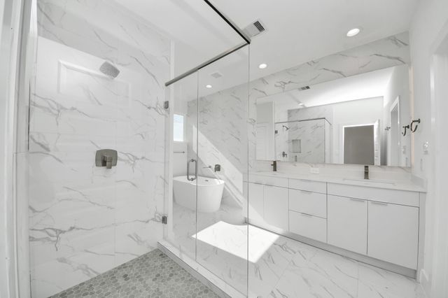 2104 Diagonal Lane, Houston, TX 77051