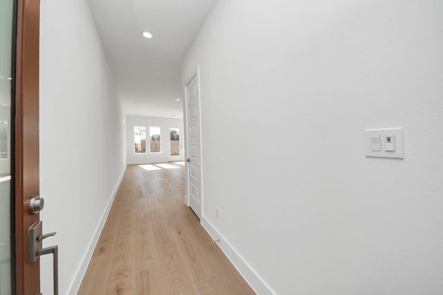 2104 Diagonal Lane, Houston, TX 77051