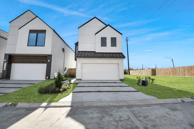 2104 Diagonal Lane, Houston, TX 77051