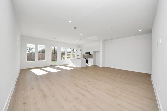 2104 Diagonal Lane, Houston, TX 77051