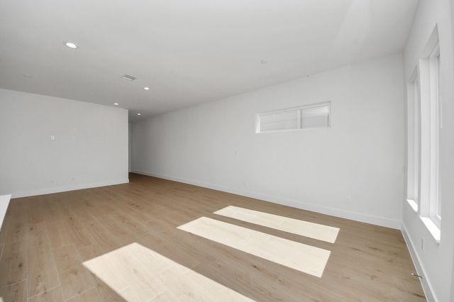 2104 Diagonal Lane, Houston, TX 77051