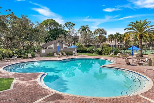 26890 Wedgewood DR 402, Bonita Springs, FL 34134