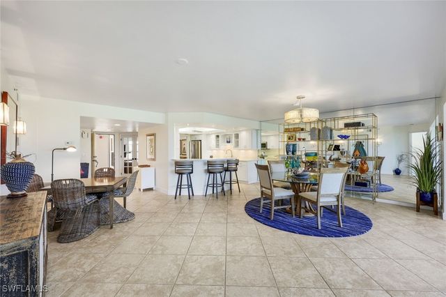 26890 Wedgewood DR 402, Bonita Springs, FL 34134