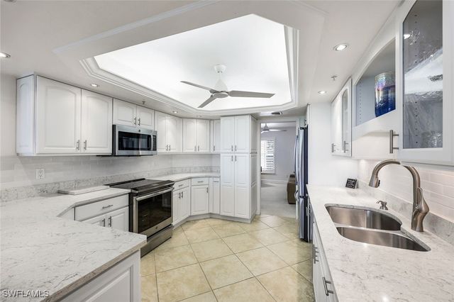 26890 Wedgewood DR 402, Bonita Springs, FL 34134