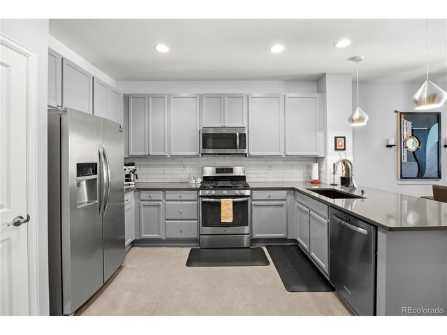 562 E Dry Creek Pl, Littleton, CO 80122