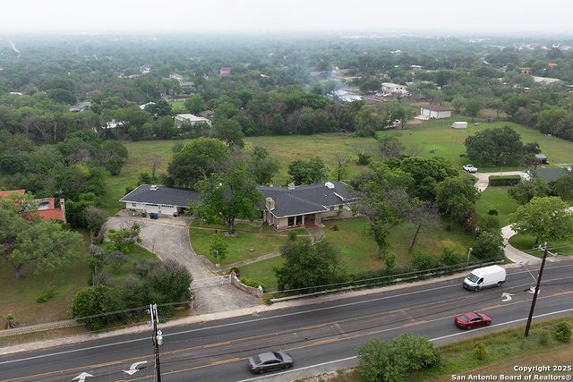 1618 HILLCREST DR, San Antonio, TX 78228