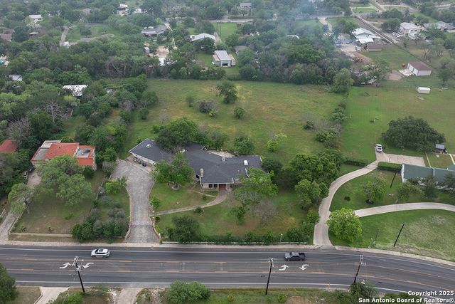 1618 HILLCREST DR, San Antonio, TX 78228