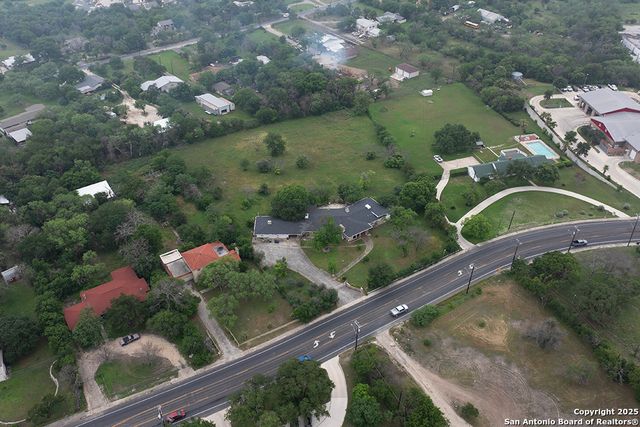 1618 HILLCREST DR, San Antonio, TX 78228