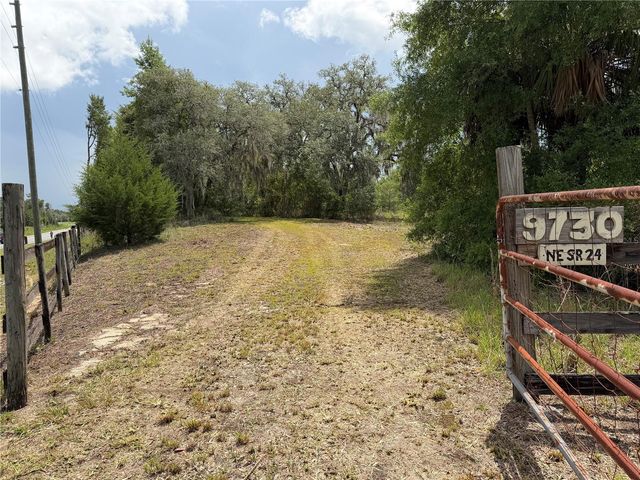 9730 NE STATE ROAD 24, Archer, FL 32618