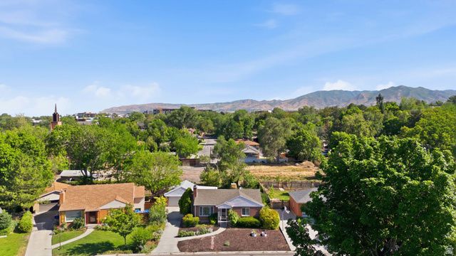 1357 E BROOKSHIRE DR, Salt Lake City, UT 84106