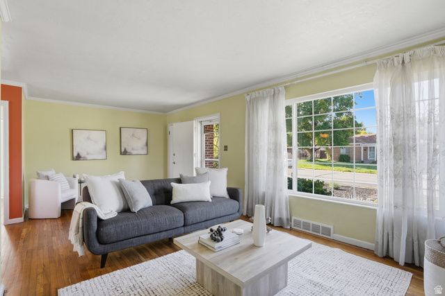1357 E BROOKSHIRE DR, Salt Lake City, UT 84106