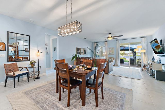 7519 NW Deysbrook Lane, Port St Lucie, FL 34987