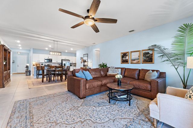 7519 NW Deysbrook Lane, Port St Lucie, FL 34987