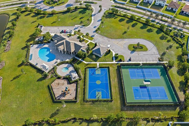 7519 NW Deysbrook Lane, Port St Lucie, FL 34987