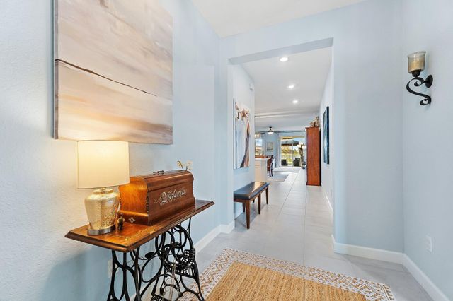 7519 NW Deysbrook Lane, Port St Lucie, FL 34987