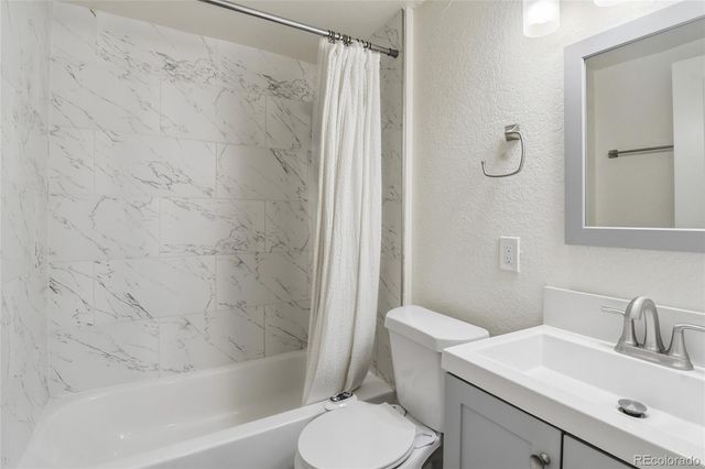 9500 W 54th Place, Arvada, CO 80002