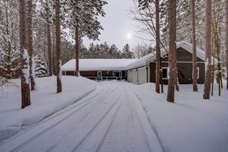 16355 Hunt Club Road, Almira Twp, MI 49650