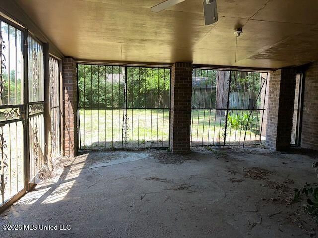 101 Lake Of Pines Drive, Jackson, MS 39206