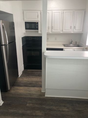 4704 Abbott 105, Highland Park, TX 75205