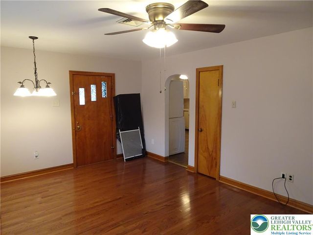 2012 Kemmerer Street, Bethlehem City, PA 18017