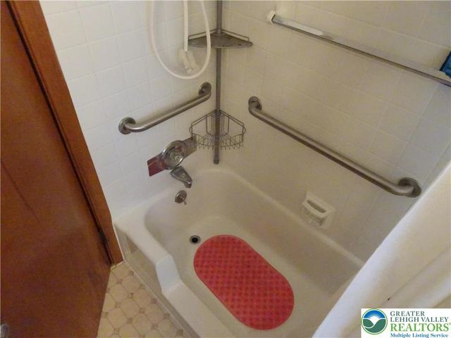 2012 Kemmerer Street, Bethlehem City, PA 18017