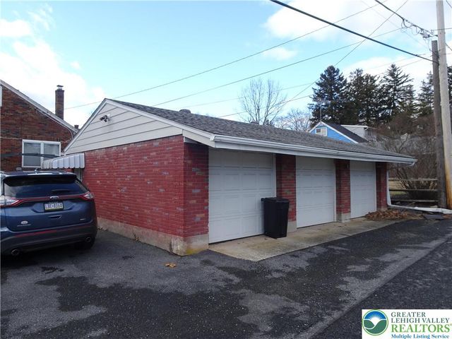 2012 Kemmerer Street, Bethlehem City, PA 18017