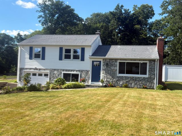 1052 New Rock Hill Road, Wallingford, CT 06492