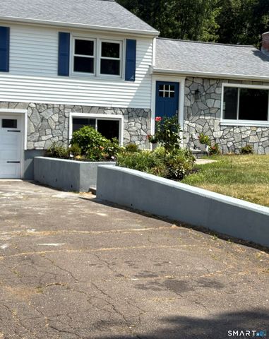 1052 New Rock Hill Road, Wallingford, CT 06492