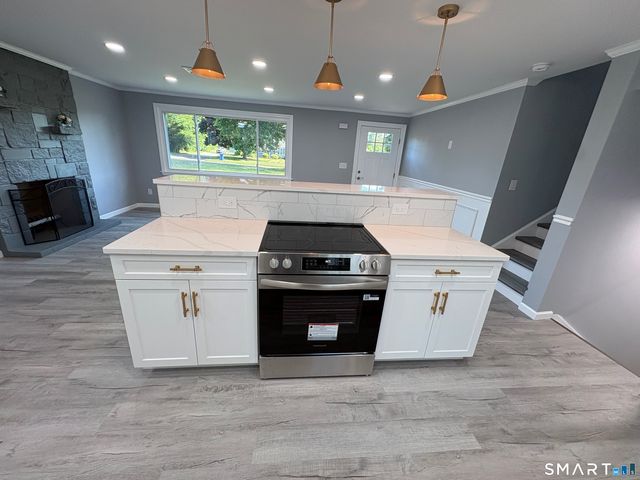 1052 New Rock Hill Road, Wallingford, CT 06492