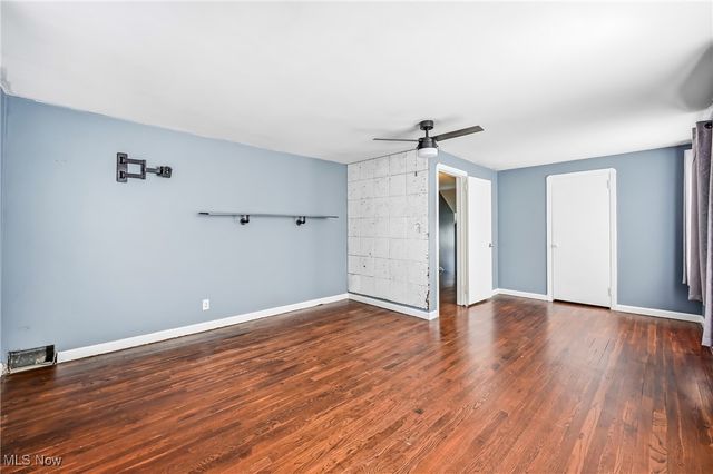 419 Brookfield Avenue, Youngstown, OH 44512