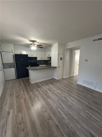 969 W Holly Street 3, Fayetteville, AR 72703