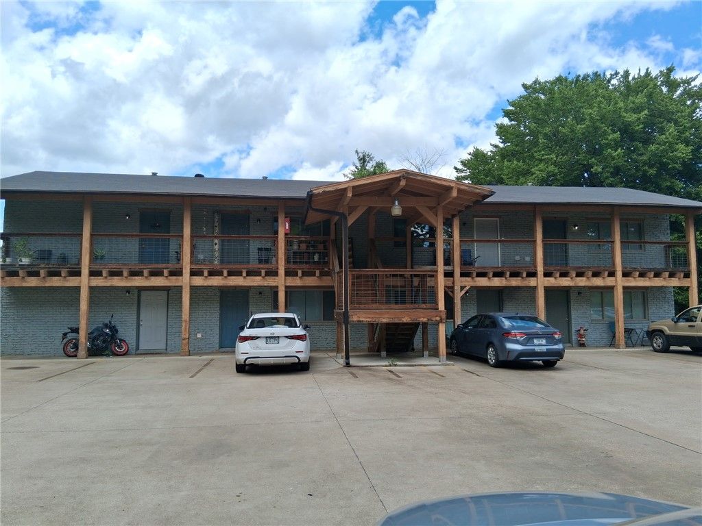 969 W Holly Street 3, Fayetteville, AR 72703
