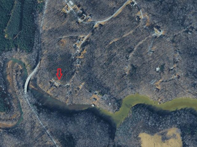 97 Cedar Bluff LN, Hardy, VA 24101