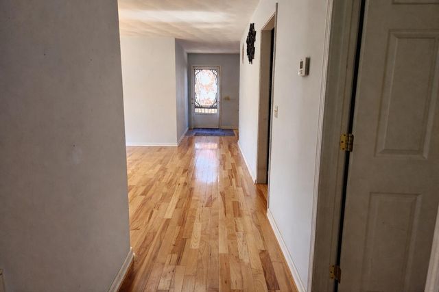 97 Cedar Bluff LN, Hardy, VA 24101